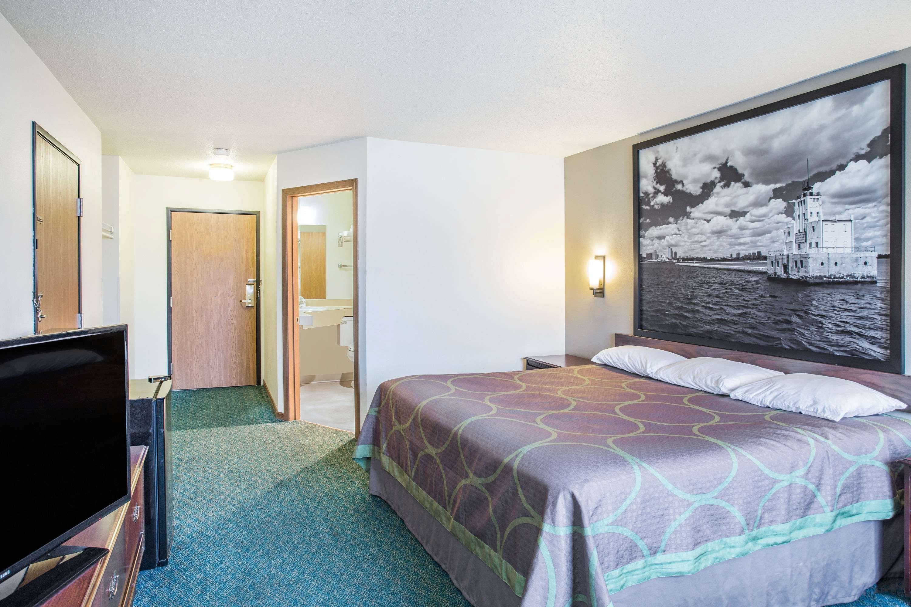 Hotel Super 8 by Wyndham Prairie Du Chien Exterior foto