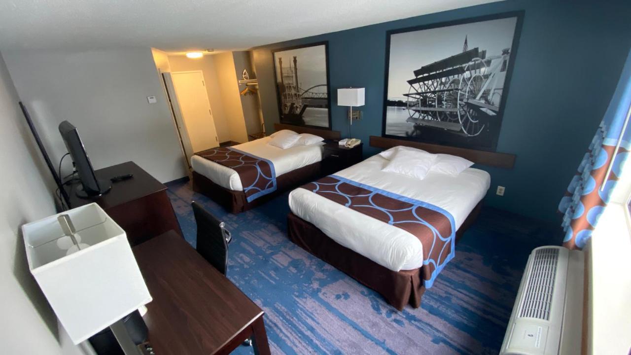 Hotel Super 8 by Wyndham Prairie Du Chien Exterior foto